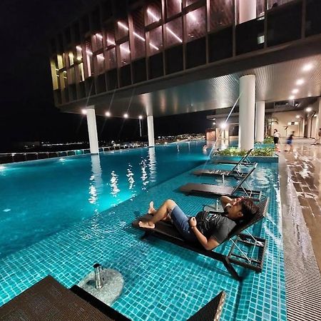 家庭式公寓 Bali Residences Melaka Exterior photo