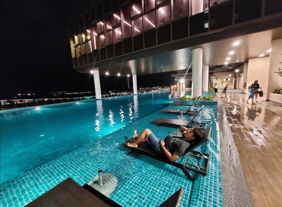 家庭式公寓 Bali Residences Melaka Exterior photo