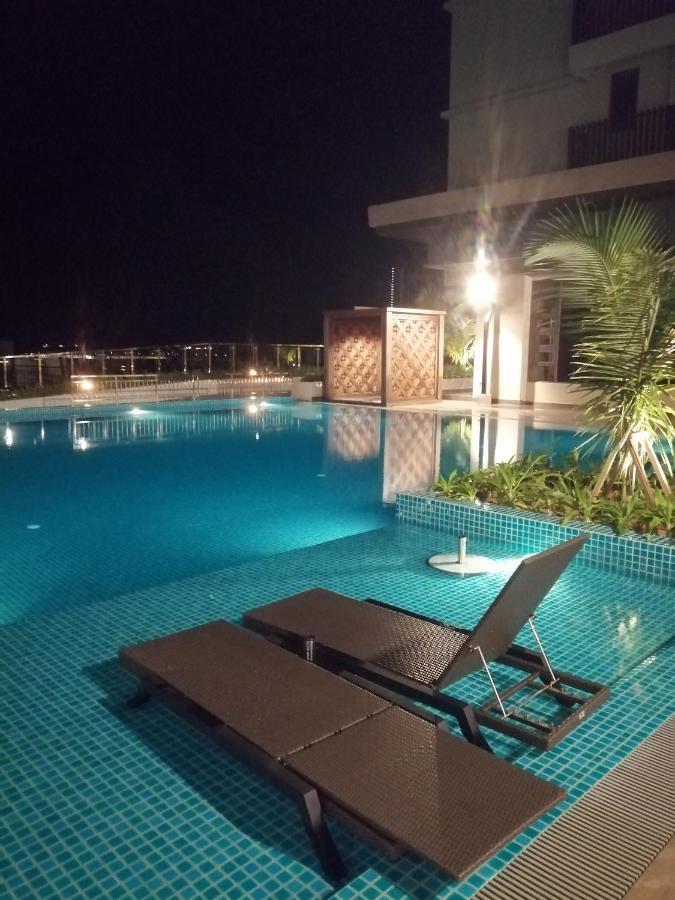 家庭式公寓 Bali Residences Melaka Exterior photo